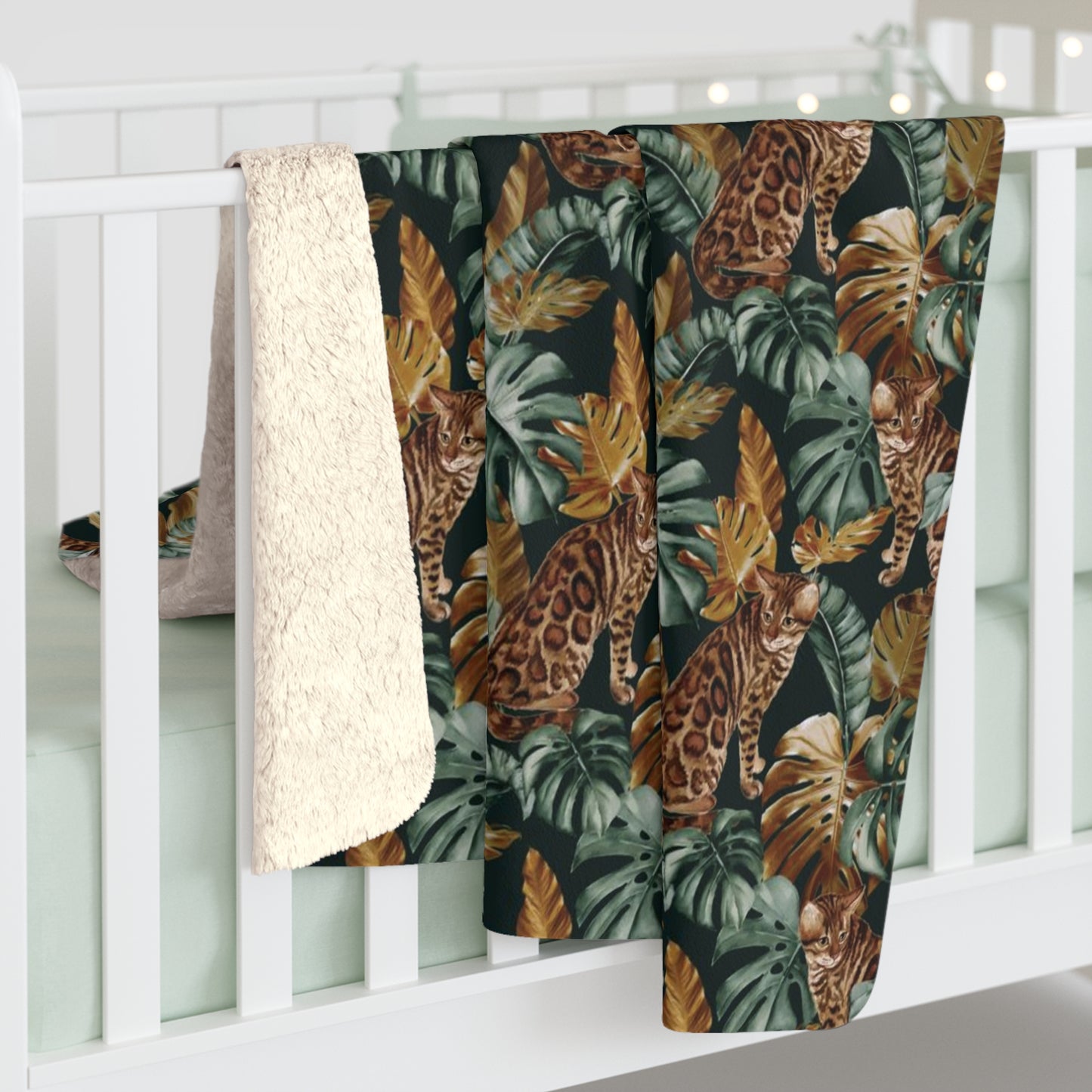 Fleece blanket with Bengal cats and oversized tropical leaves motif 6