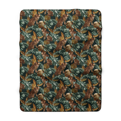 Fleece blanket with Bengal cats and oversized tropical leaves motif 