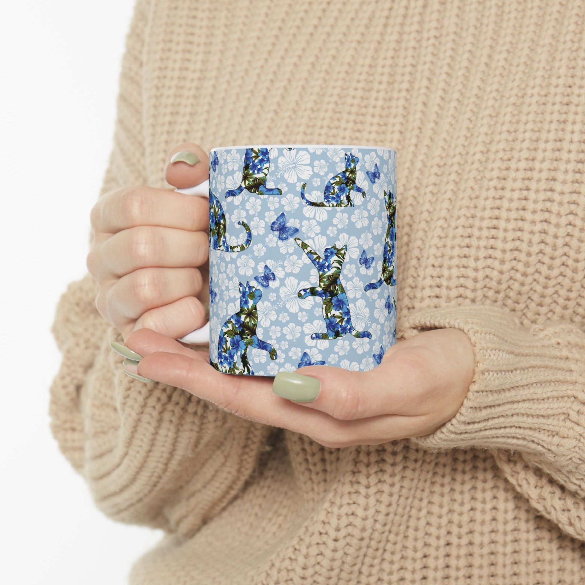 Mug with cat, floral and butterfly pattern 